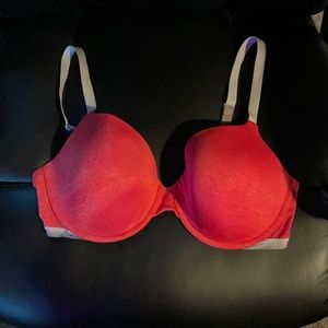Victoria’s Secret Uplift Semi Demi Bra